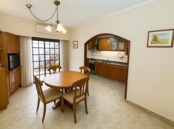 PH de 4 ambientes, General San Martín · PH Al Frente, Funcional y con Muy Buena Calidad Construcitva