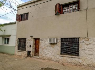 Casa · 160m² · 7 Ambientes · Casa en Venta Barrio Norte, 4Dorm., 2 Niveles, 160 Mtrs. Cubiertos