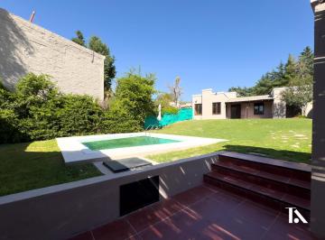 Casa · 202m² · 4 Ambientes · 2 Cocheras · Casa Eb Venta / Alquiler - 3 Dorm - Bº Huerto del Sol - La Puntilla - Luján de Cuyo