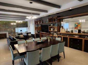 Casa de 14 ambientes, Mendiolaza · Dueña Vende Importante Casa en Country 4 Hojas