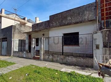 Casa · 105m² · 3 Ambientes · Venta Casa Jose Leon Suarez
