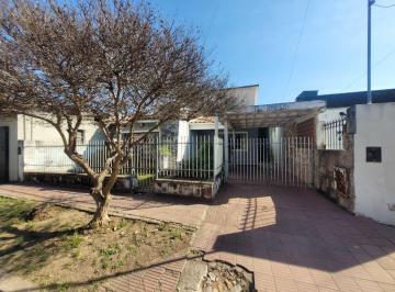 Casa · 176m² · 3 Ambientes · 1 Cochera · Casa en Cordoba Capital