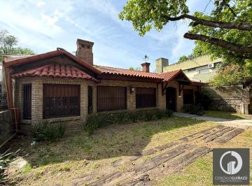 Casa · 414m² · 8 Ambientes · 2 Cocheras · Casa Venta 3 Dorm. - Fisherton Tradicional