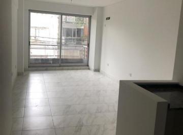 Departamento · 39m² · 1 Ambiente · Super Amplio Monoambiente con Balcón! a Una Cuadra del Subte D!