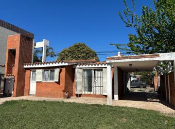 Casa de 6 ambientes, Villa Carlos Paz · Chalet en Venta en Barrio Santa Rita
