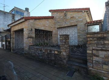 Casa de 2 ambientes, La Matanza · Casa Chalet de 3 Ambientes Lote Propio con Cochera