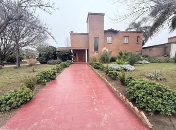 Casa de 10 ambientes, Córdoba · Los Cielos, 5 Dormirtorios en Suite, 600 m² Cubiertos