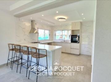 Casa · 200m² · 5 Ambientes · 2 Cocheras · Casa en Venta Barrio El Rebenque Canning