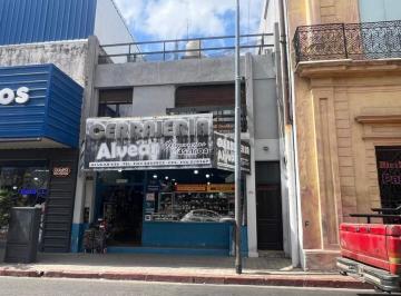 Local comercial · 170m² · 3 Ambientes · Local Comercial Mas Departamento en Planta Alta Oportunidad de Inversión!