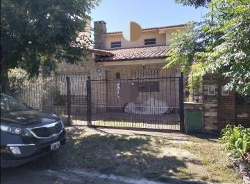 Casa de 5 ambientes, Ituzaingó · Casa de 5 Amb con Cochera