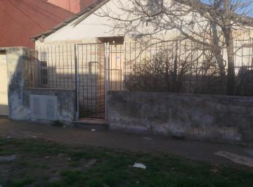 Casa de 4 ambientes, General San Martín · Casa Multifamiliar - Ficha 38