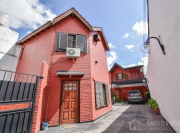 Casa · 60m² · 3 Ambientes · 1 Cochera · Duplex 3 Ambientes Venta Banfield