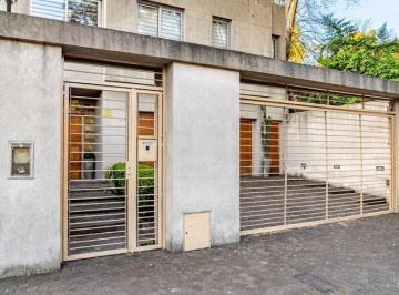 Casa · 375m² · 5 Ambientes · 4 Cocheras · Casa 4 Ambientes Venta Banfield