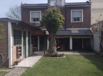 Casa · 200m² · 4 Ambientes · Chalet 4 Ambientes