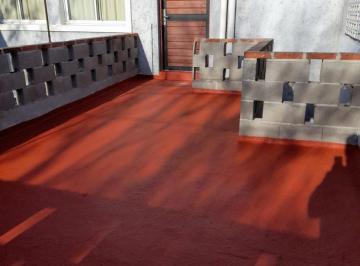 Casa · 145m² · 6 Ambientes · Gran Oportunidad Se Vende en Talleres Este: PH con 2 Locales y 2 Departamentos