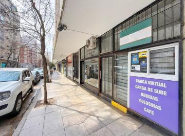 Local comercial · 43m² · 3 Ambientes · Local en Planta Baja a La Calle · Centro