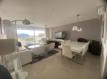 Departamento · 131m² · 5 Ambientes · 1 Cochera · Departamento en Venta en Playa Mansa - Punta del Este
