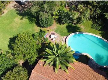 Quinta vacacional · 200m² · 7 Ambientes · 4 Cocheras · Venta Casa 1700 m de Terreno, 4 Habitaciones Apto Credito - Yei Pora - Tortuguitas