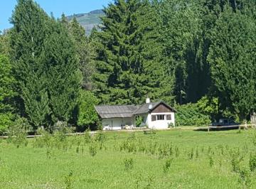 Campo · 110m² · 4 Ambientes · Chacra en Mallin Ahogado