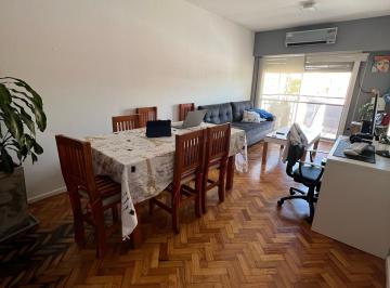 Departamento de 3 ambientes, Parque Chacabuco · Venta Depto 3 Ambientes - Parque Chacabuco