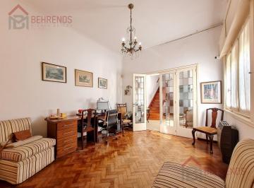 Casa · 207m² · 8 Ambientes · 2 Cocheras · Casa en La Plata