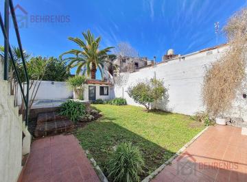 Casa · 207m² · 8 Ambientes · 2 Cocheras · Casa en La Plata