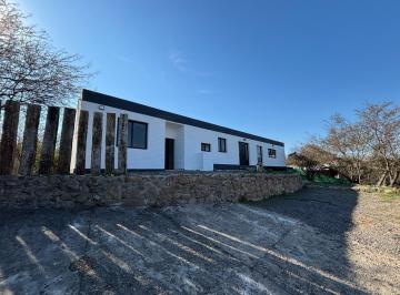 Casa · 250m² · 7 Ambientes · Casa en Barrio Cerrado Molinos de Viento; Mendiolaza, Cordoba