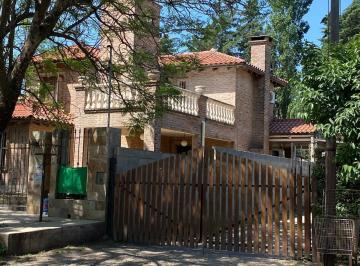Casa · 206m² · 8 Ambientes · 4 Cocheras · Venta Casa en El Talar de Mendiolaza