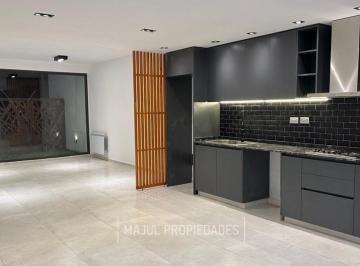 PH · 160m² · 6 Ambientes · 2 Cocheras · PH en Docta Boulevard