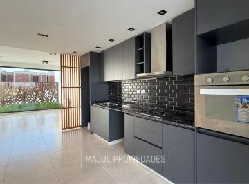 PH · 160m² · 6 Ambientes · 2 Cocheras · PH en Docta Boulevard