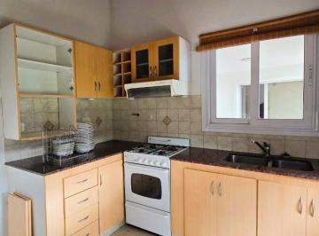 Casa de 4 ambientes, Bahía Blanca · A m del Club House en Bosque Alto