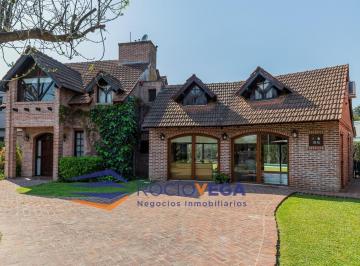 Casa · 440m² · 6 Ambientes · 3 Cocheras · Casa en Venta en Country Banco Provincia