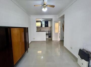 Departamento · 48m² · 2 Ambientes · Venta Departamento 2 Ambientes con Patio en Villa Urquiza