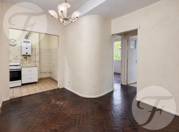 Departamento · 32m² · 2 Ambientes · 2 Ambientes Al Frente - Bajas Expensas - Boedo