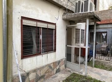 PH · 36m² · 2 Ambientes · Departamento PH en Venta con Patio a 10 Cuadras de La Estación - Ituzaingó