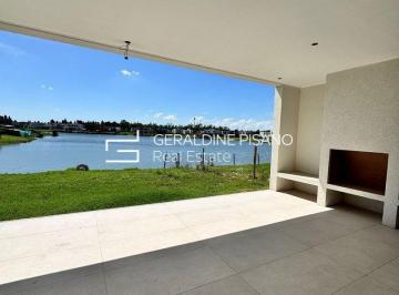Casa · 233m² · 5 Ambientes · 1 Cochera · Casa en Venta en Santa Ana, Villanueva, Tigre
