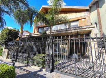 FRENTE · Casa en Venta Ramos Mejía Sur. Oportunidad House Flipping. Excelente Potencial.