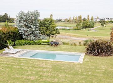Casa · 406m² · 6 Ambientes · 1 Cochera · Casa en Venta en El Golf, Nordelta, Tigre