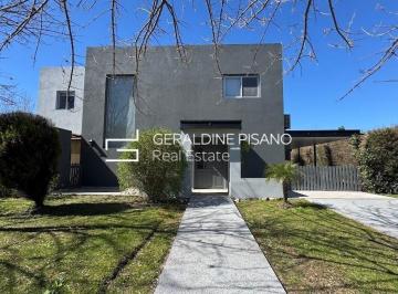 Casa · 270m² · 6 Ambientes · 3 Cocheras · Casa en Venta en San Isidro Labrador, Villanueva, Tigre
