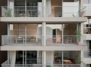 Garage · 12m² · Cochera en Planta Baja - Santiago Al 800 - Centro Rosario | Venta
