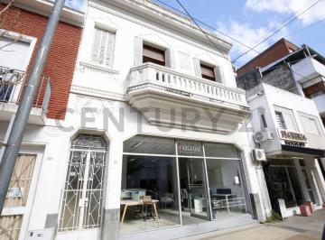 Casa · 100m² · 2 Dormitorios · Casa + Local en Venta en La Plata