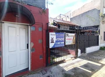 Casa · 180m² · 3 Ambientes · 1 Cochera · Casa en Ramos Mejia