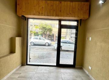 Local comercial · 13m² · 1 Ambiente · Local en Alquiler en Remedios de Escalada Uriarte 975