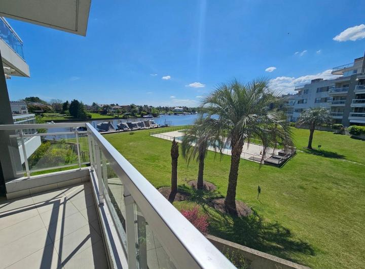 Departamento · 81m² · 4 Ambientes · 1 Cochera