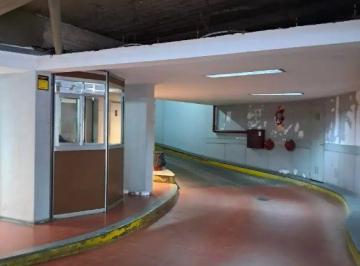 FRC-FRC-7627_2 · Ayacucho 900 Recoleta Cochera U$15.500