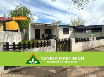 Casa de 5 ambientes, Carmen de Areco · Casa en Av Sarmiento en Carmen de Areco