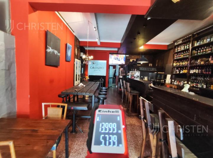 Local comercial · 140m² · 5 Ambientes