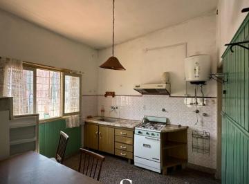 Casa · 175m² · 3 Ambientes · Venta Casa en Capilla del Señor, a Una Cuadra de La Plaza