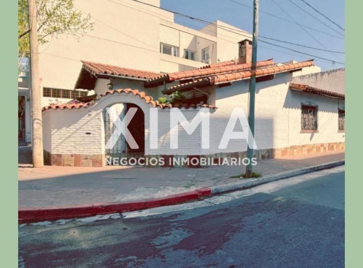 Casa · 142m² · 4 Ambientes · 1 Cochera
