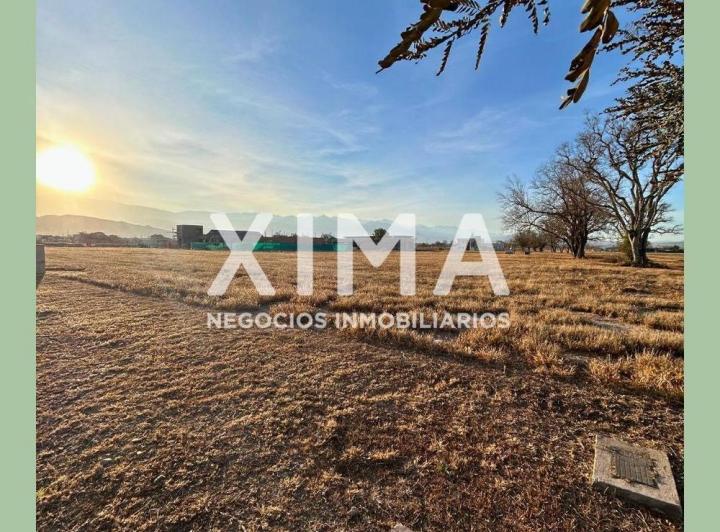 Terreno · 665m²